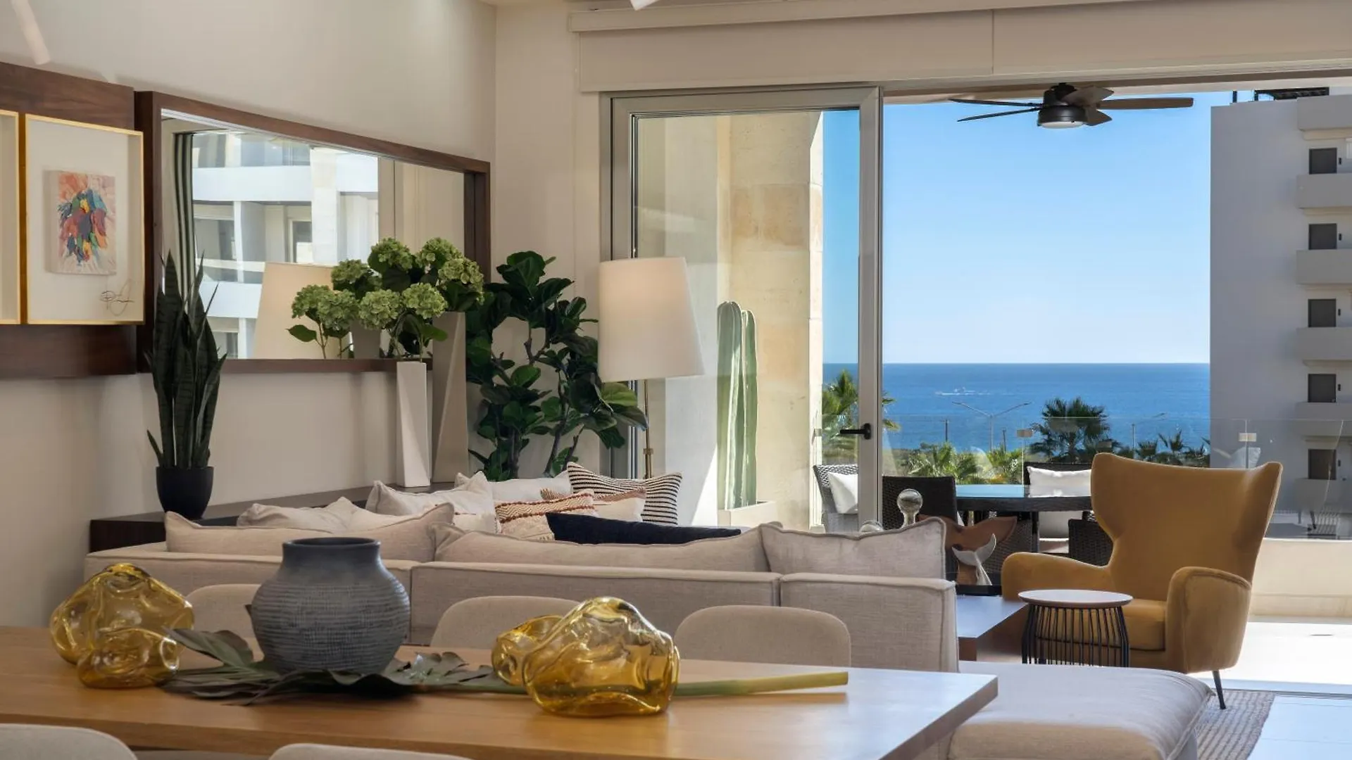 Επικοινωνία με το Luxury Beachfront Apartment In Cabo