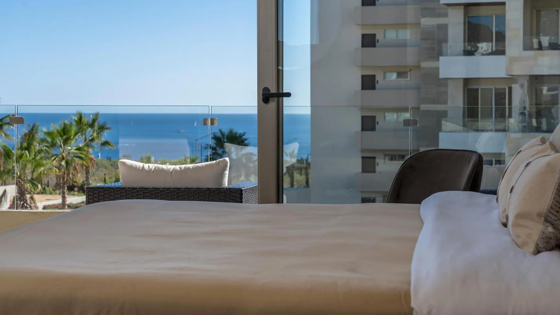 Luxury Beachfront Apartment In Cabo カボ・サン・ルーカス メキシコ
