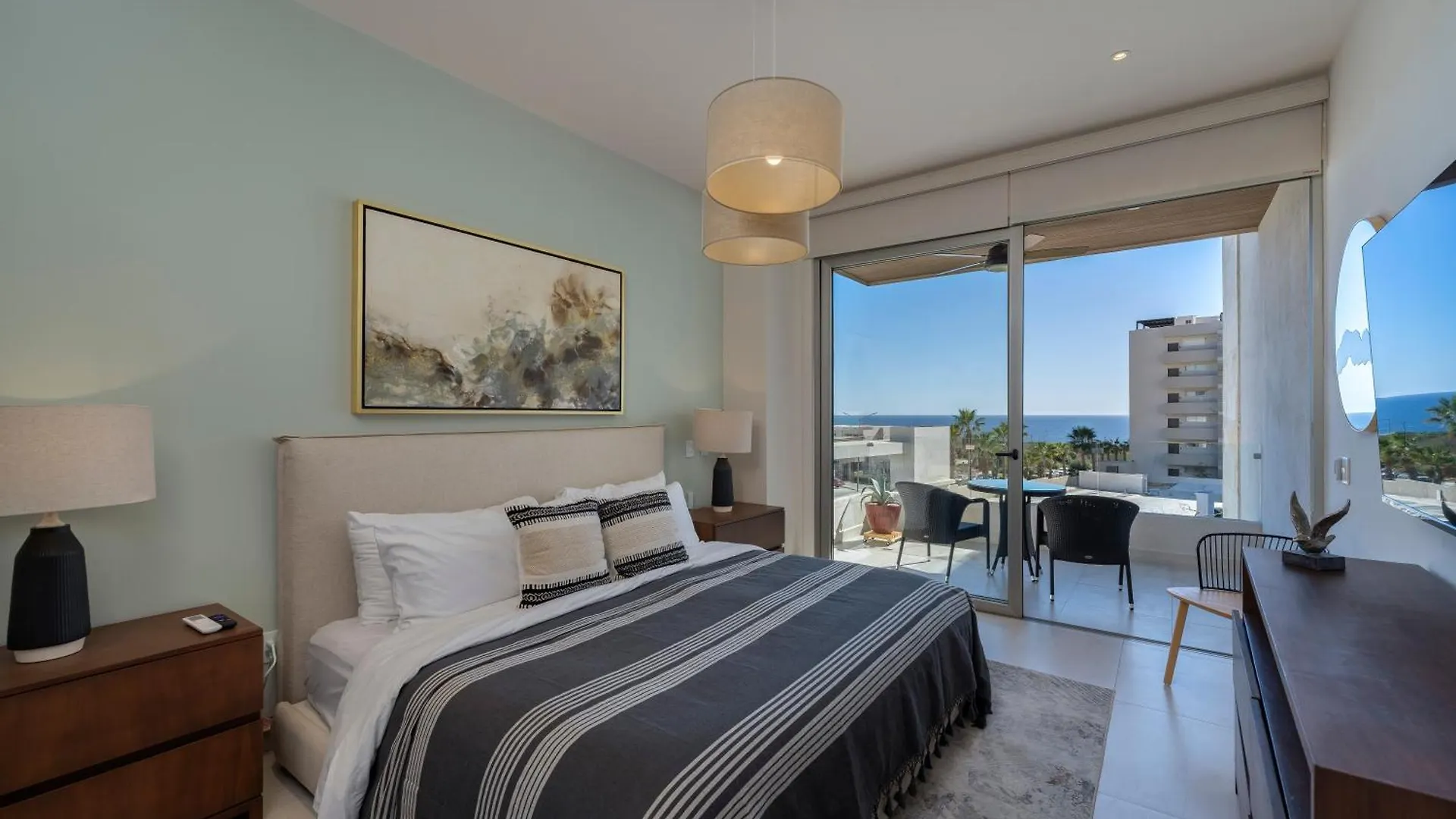 Luxury Beachfront Apartment In Cabo カボ・サン・ルーカス